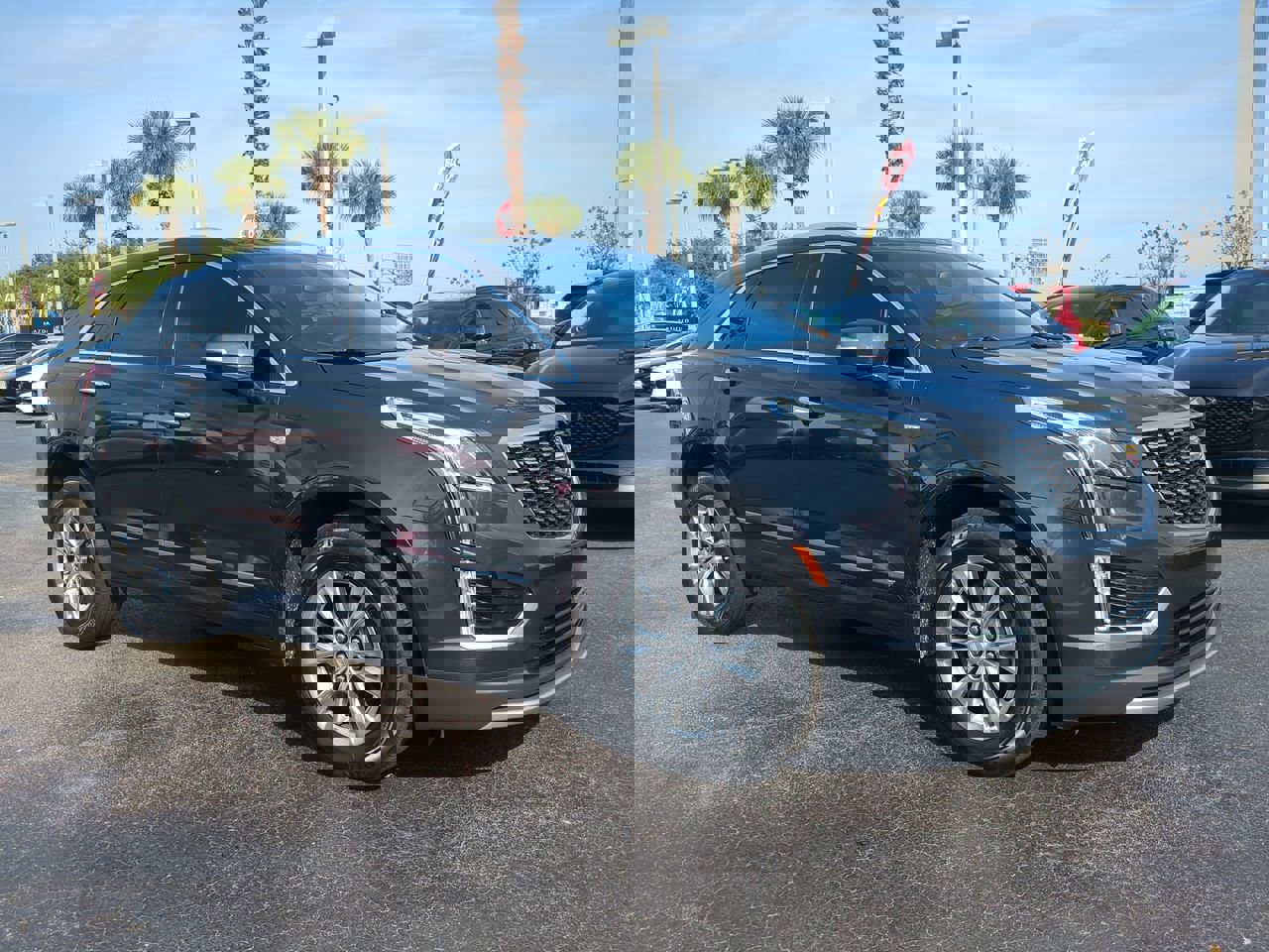 Used 2020 Cadillac XT5 Premium Luxury image 2