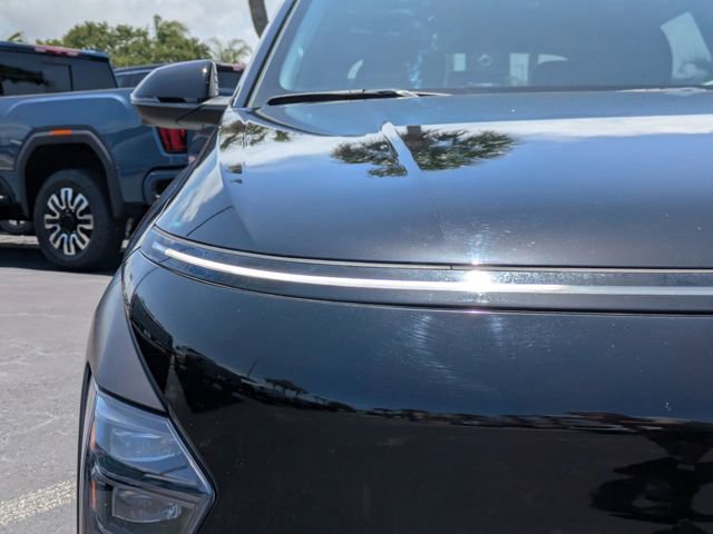 Used 2024 Hyundai Kona Limited FWD image 10
