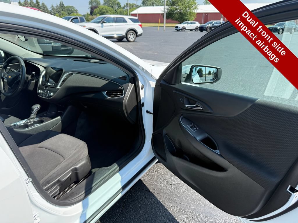 Used 2022 Chevrolet Malibu LS w/ Driver Confidence Package II FWD image 40