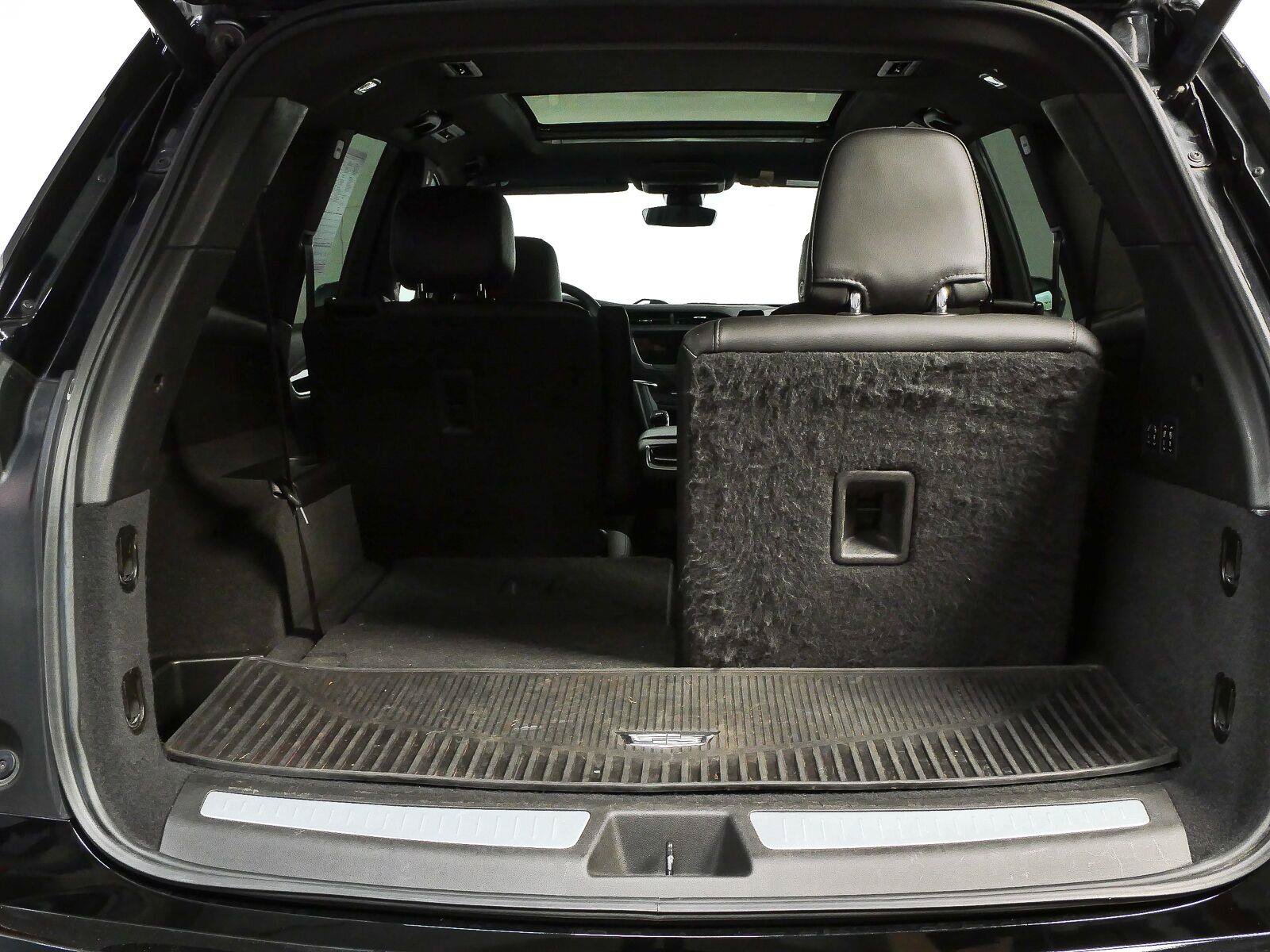 Used 2022 Cadillac XT6 Premium Luxury AWD/4WD image 32
