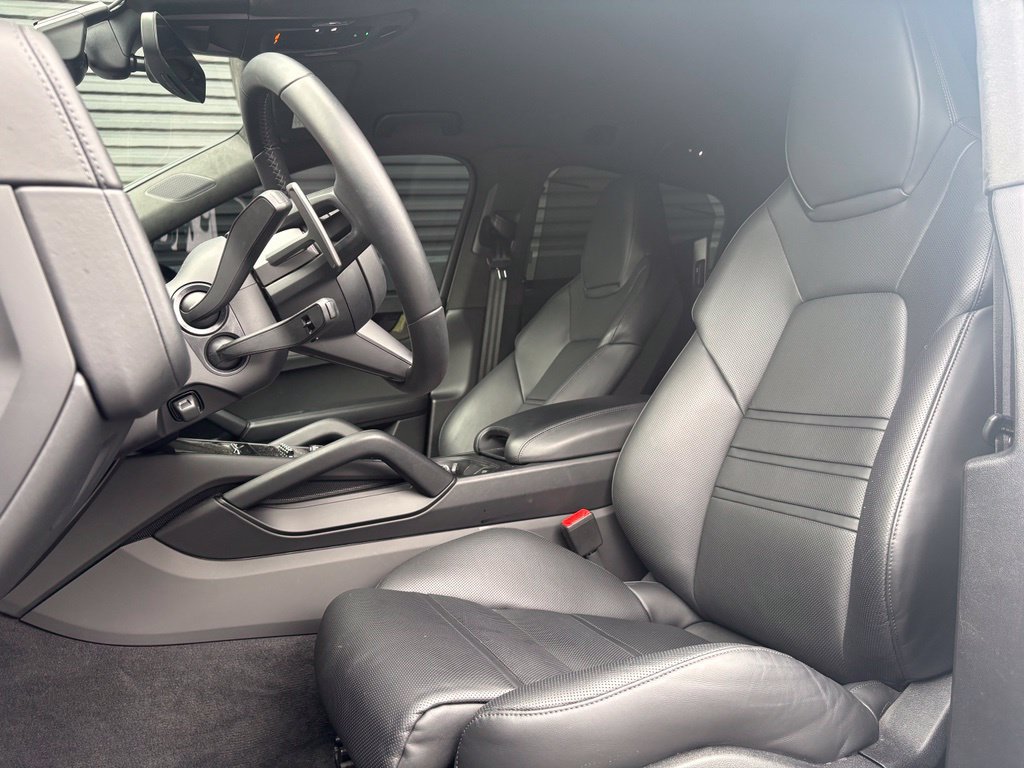 Certified 2025 Porsche Cayenne Turbo GT AWD/4WD image 16
