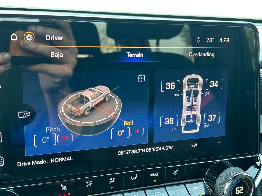 Certified 2023 Chevrolet Colorado Z71 w/ Z71 Convenience Package 2 image 34