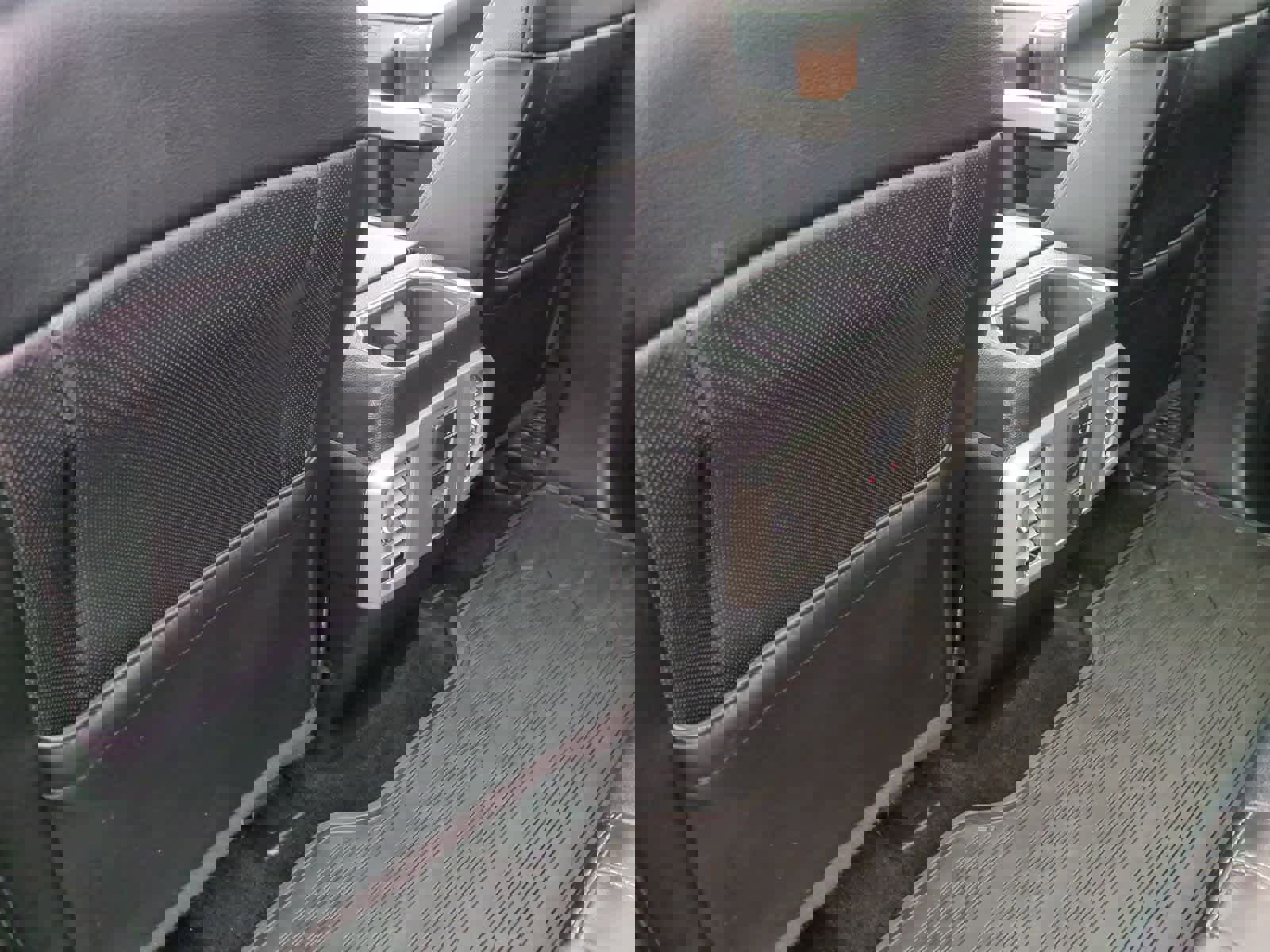 Used 2016 Ford F150 Lariat w/ Equipment Group 502A Luxury image 18