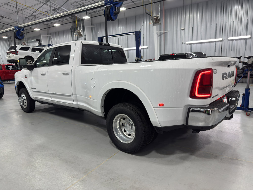 New 2025 RAM 3500 Limited image 56