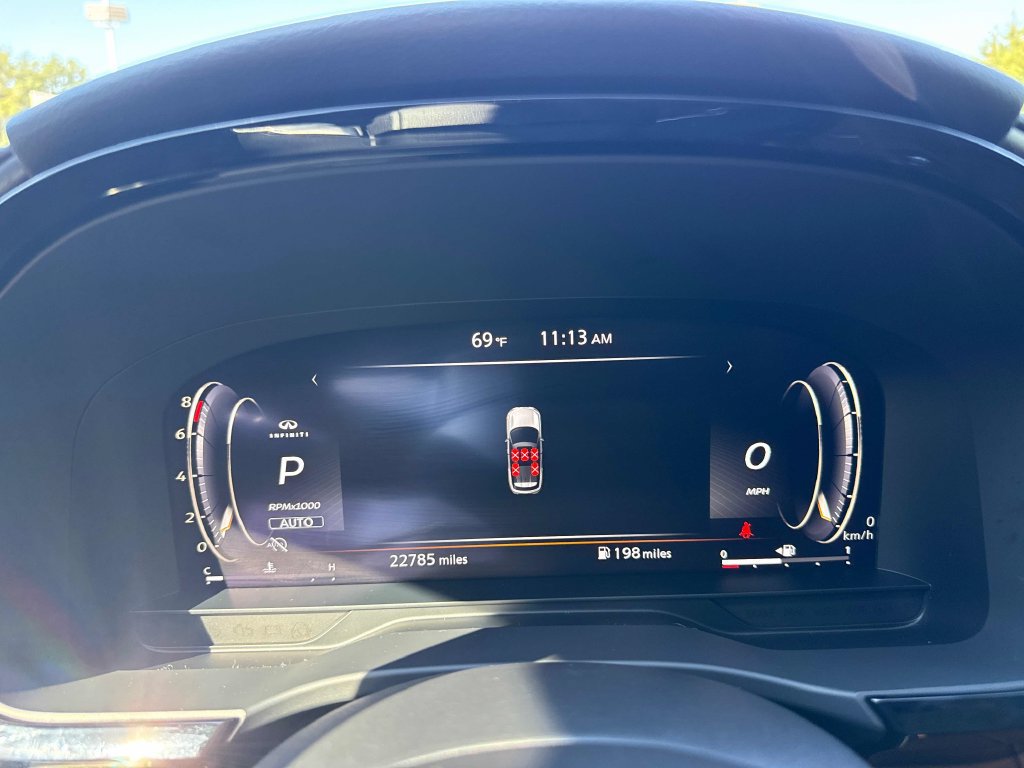Used 2023 INFINITI QX60 Sensory w/ Vision Package AWD/4WD image 16