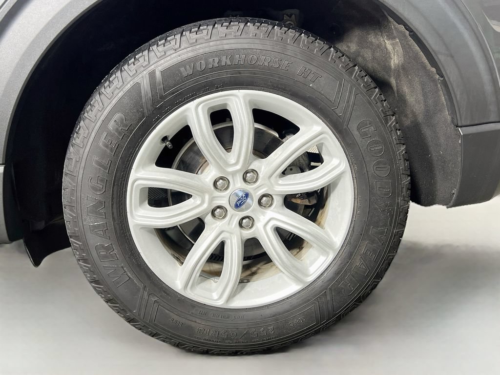 Certified 2021 Ford Explorer 4WD image 31