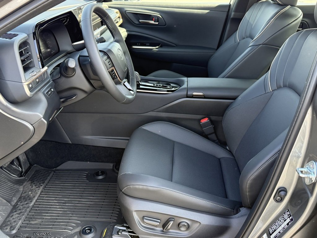 New 2026 Toyota Crown XLE image 17