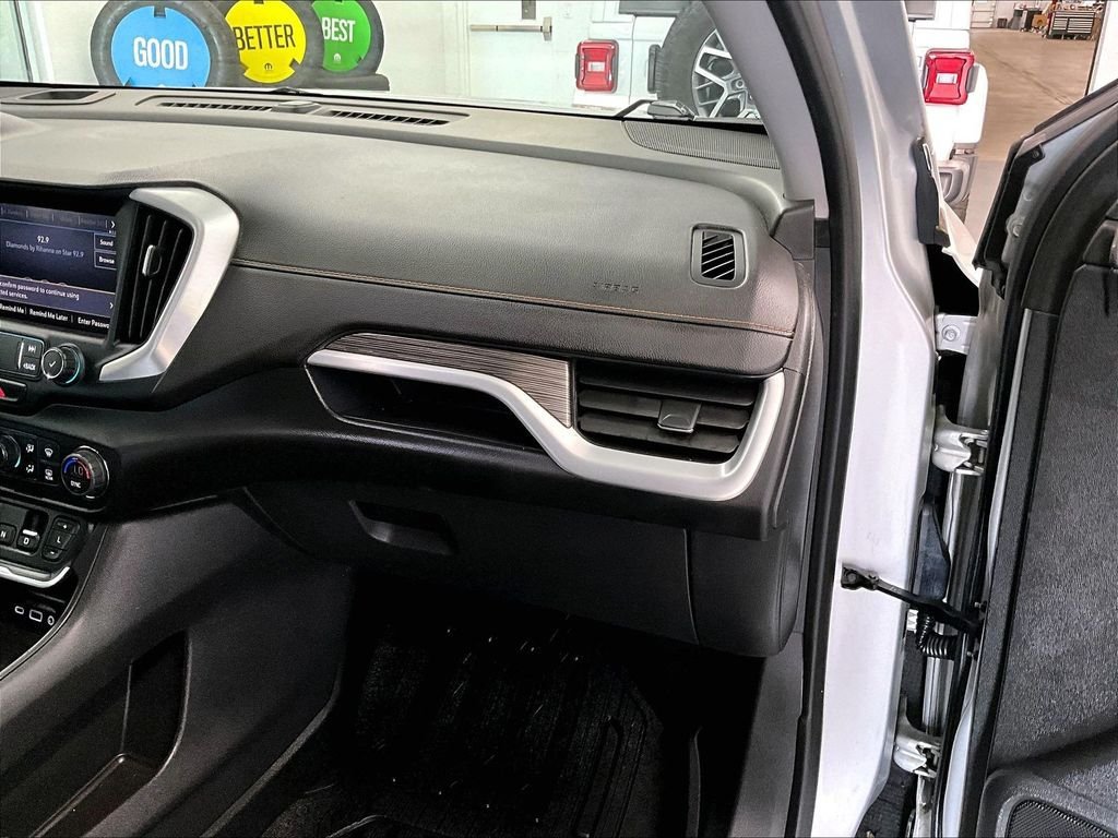 Used 2020 GMC Terrain SLT w/ Preferred Package AWD/4WD image 13