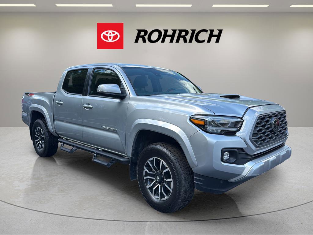 Used 2023 Toyota Tacoma TRD Sport w/ Technology Package AWD/4WD image 4