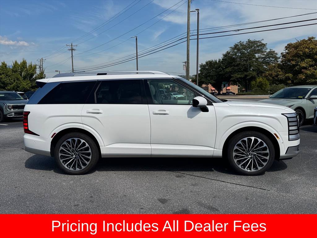 Used 2026 Hyundai Palisade Calligraphy FWD image 2