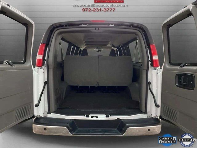 Used 2023 Chevrolet Express 3500 LT w/ LT Preferred Equipment Group image 12