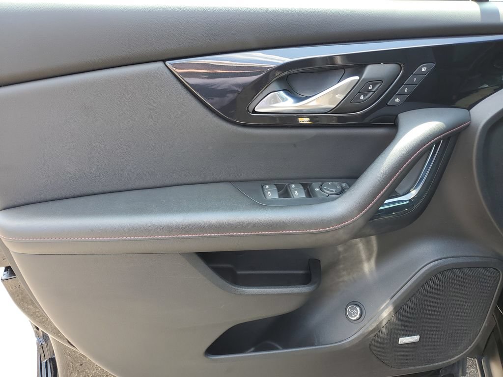 Used 2022 Chevrolet Blazer RS w/ Enhanced Convenience Package FWD image 23