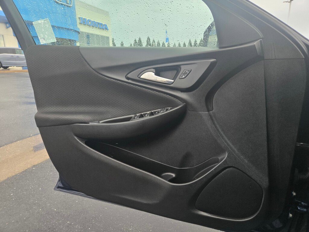 Used 2019 Chevrolet Malibu LT image 22