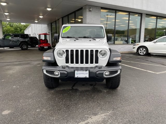Used 2023 Jeep Gladiator Sport AWD/4WD image 2