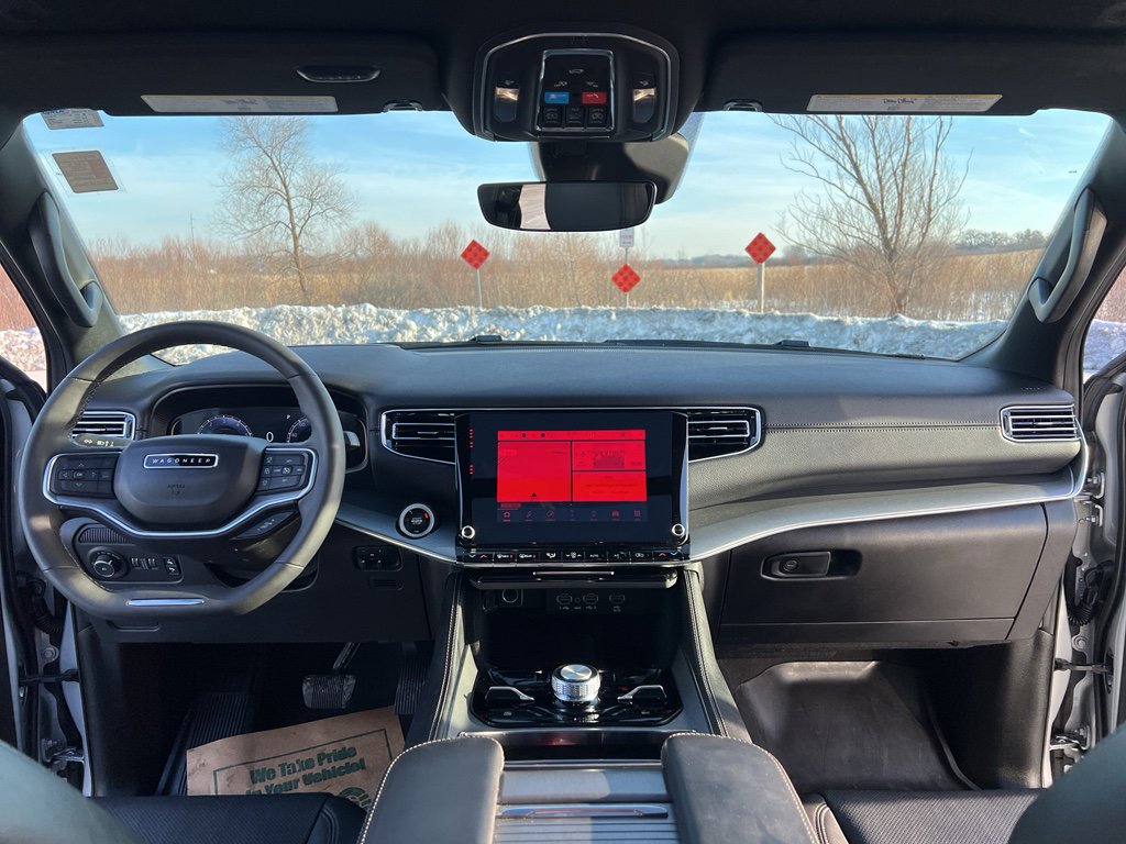 Used 2024 Jeep Wagoneer Series II w/ Convenience Group I image 22