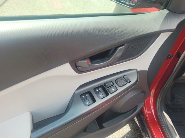 Used 2023 Hyundai Kona SEL image 29