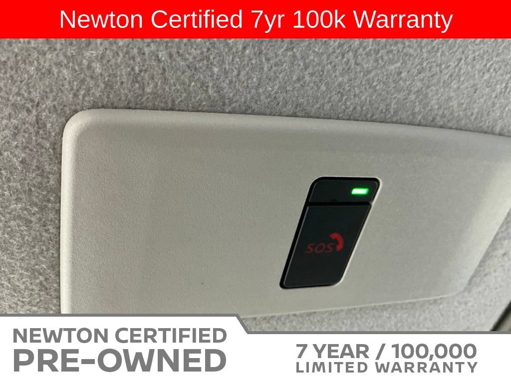 Used 2022 Nissan Kicks SR w/ Premium Package FWD image 30