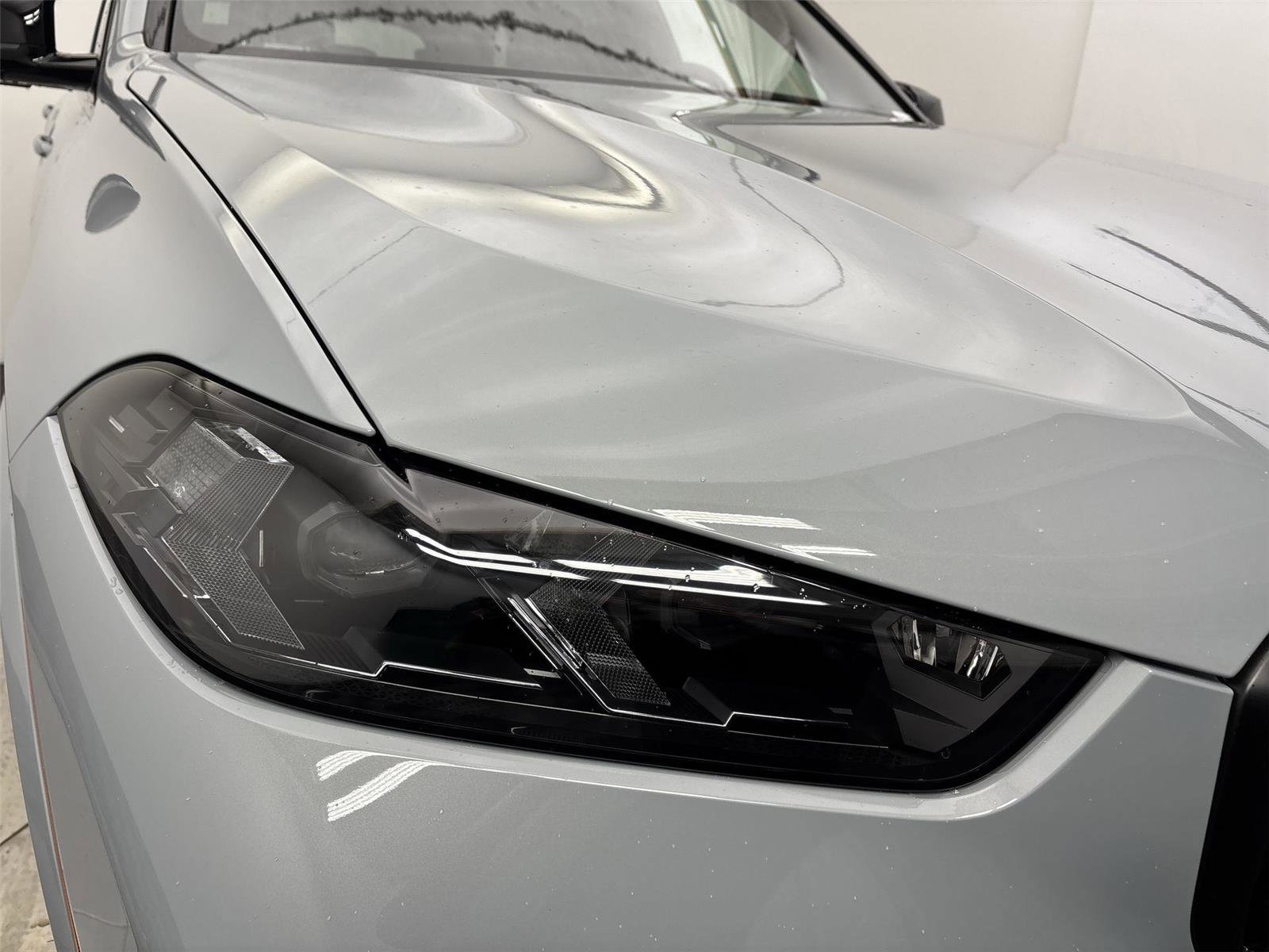 New 2026 BMW X5 M60i image 18