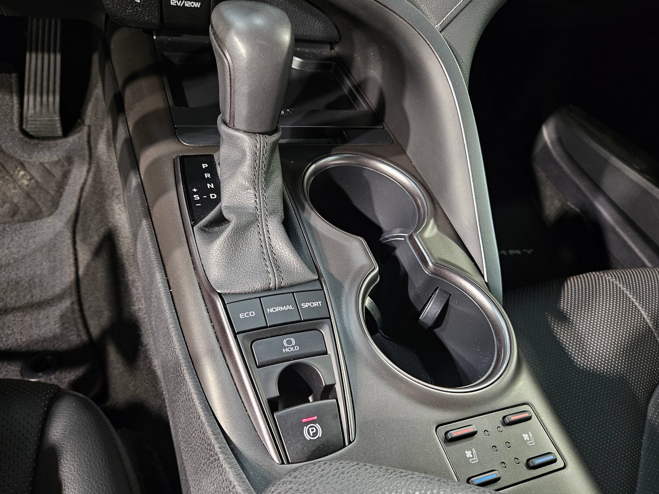 Used 2023 Toyota Camry XSE w/ Navigation Package FWD image 34