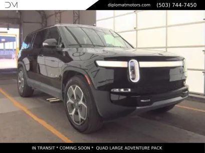 Used 2024 Rivian R1S Adventure image 4