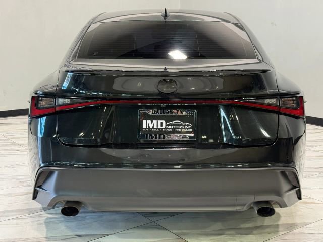 Used 2021 Lexus IS 300 w/ Comfort Package RWD image 8