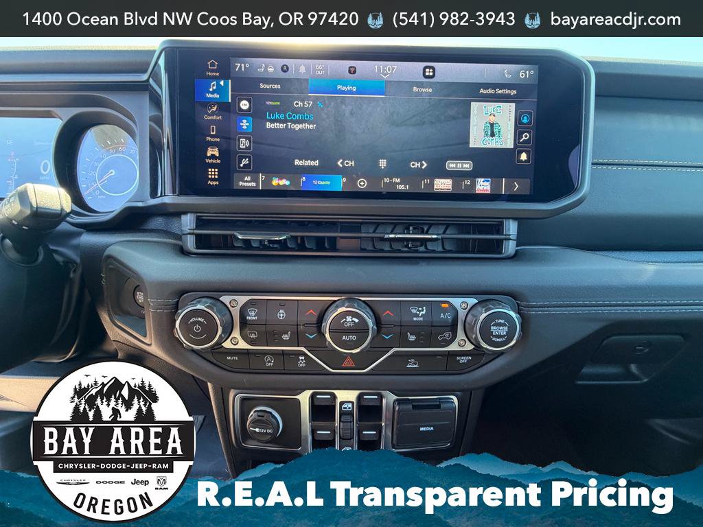 Used 2025 Jeep Gladiator Sport AWD/4WD image 20