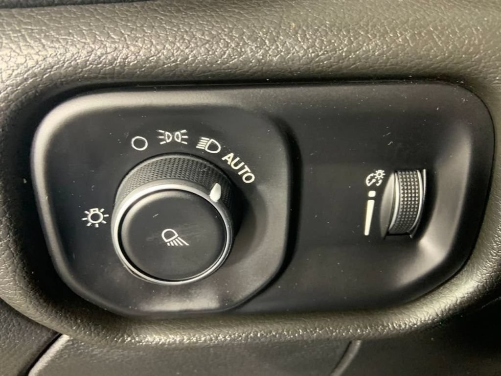 Used 2021 RAM 3500 Big Horn AWD/4WD image 27