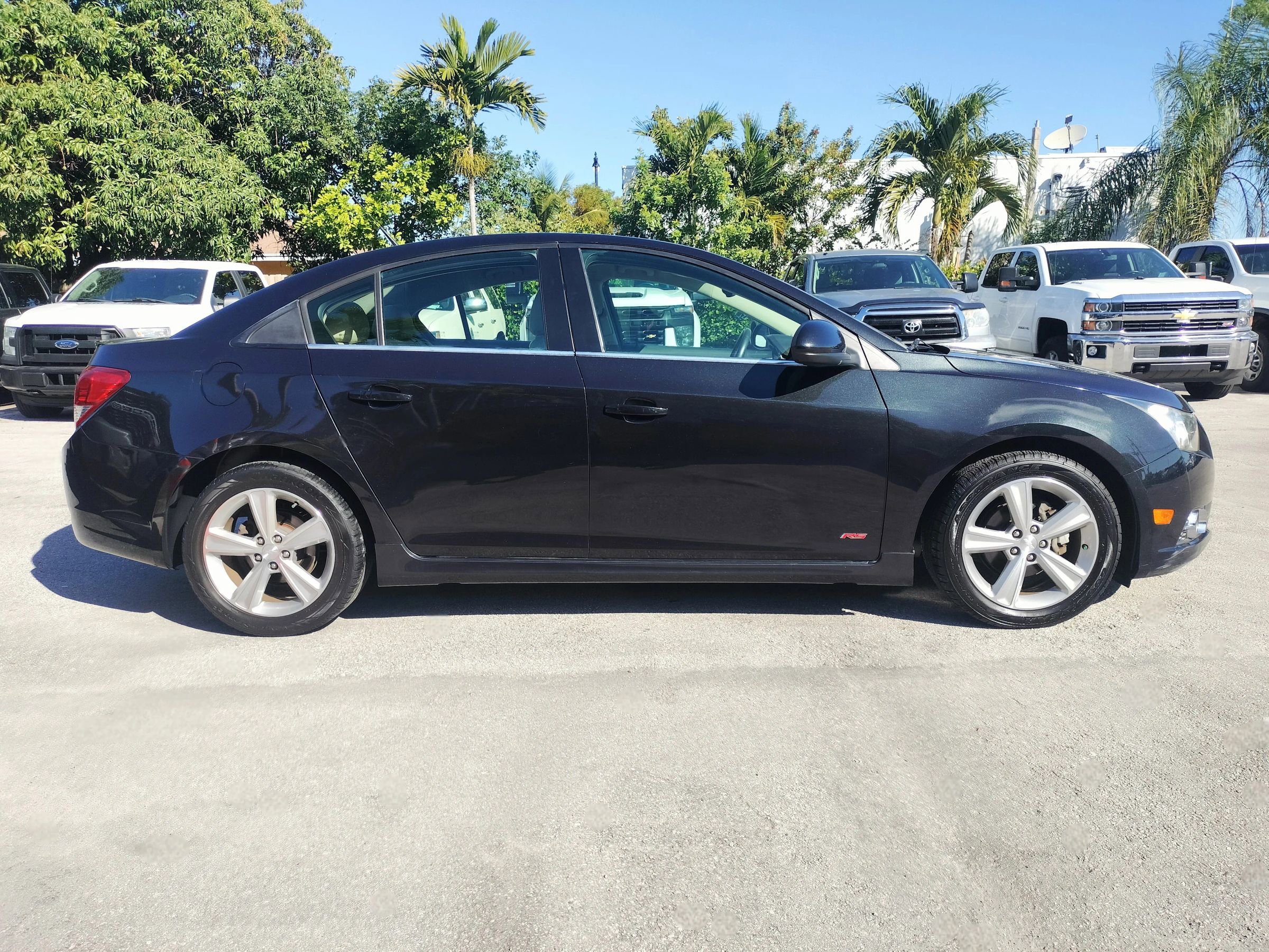 Used 2013 Chevrolet Cruze LT w/ RS Package image 4