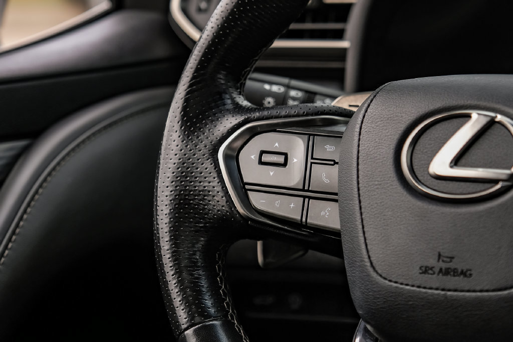 Used 2024 Lexus LX 600 F Sport AWD/4WD image 16