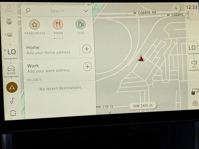 Certified 2024 Land Rover Discovery Sport Dynamic SE image 14