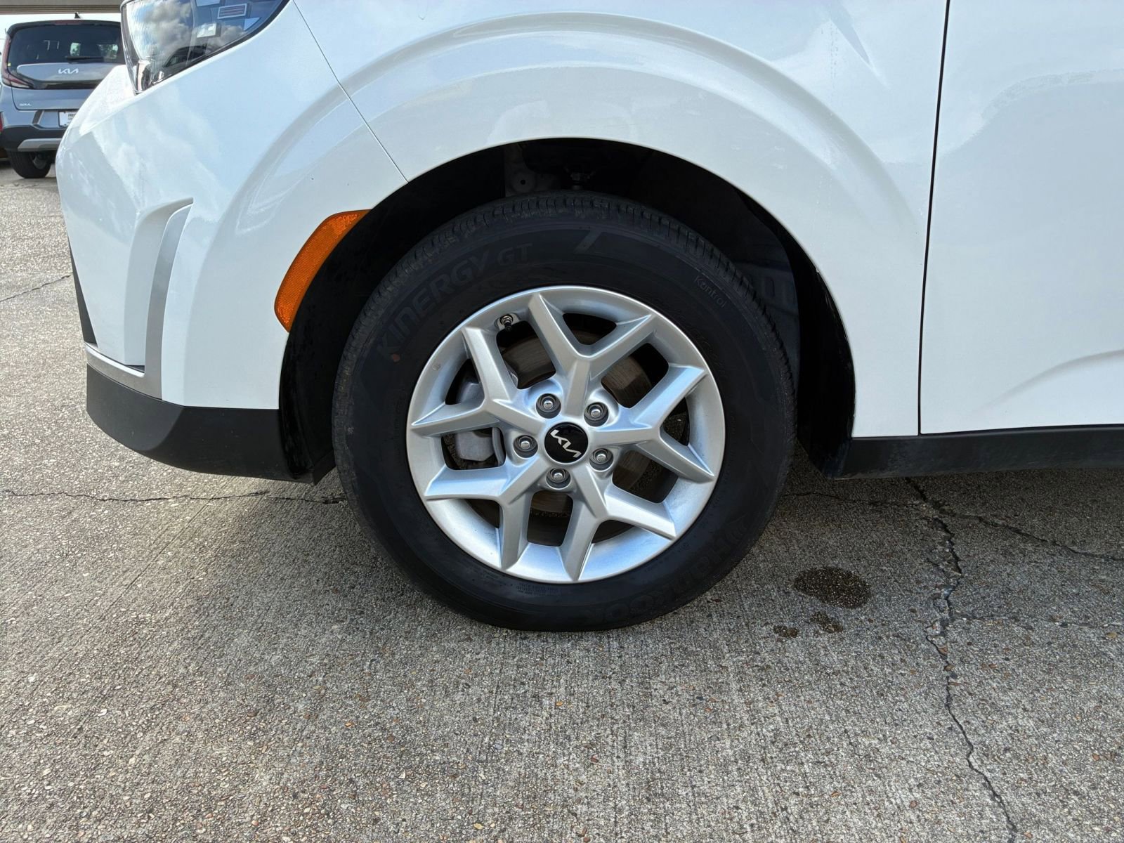 Used 2025 Kia Soul LX w/ LX Technology Package image 23