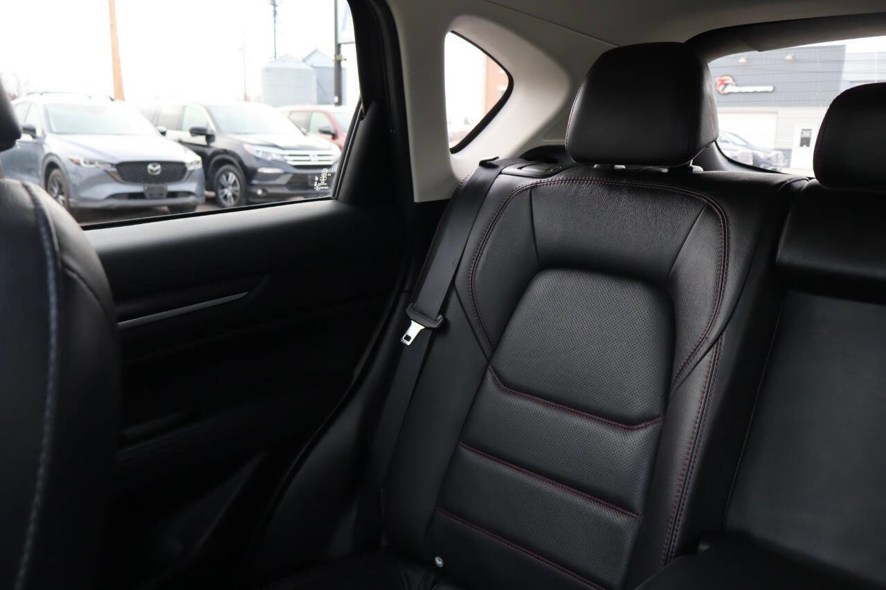 Used 2023 MAZDA CX-5 Carbon Edition image 17