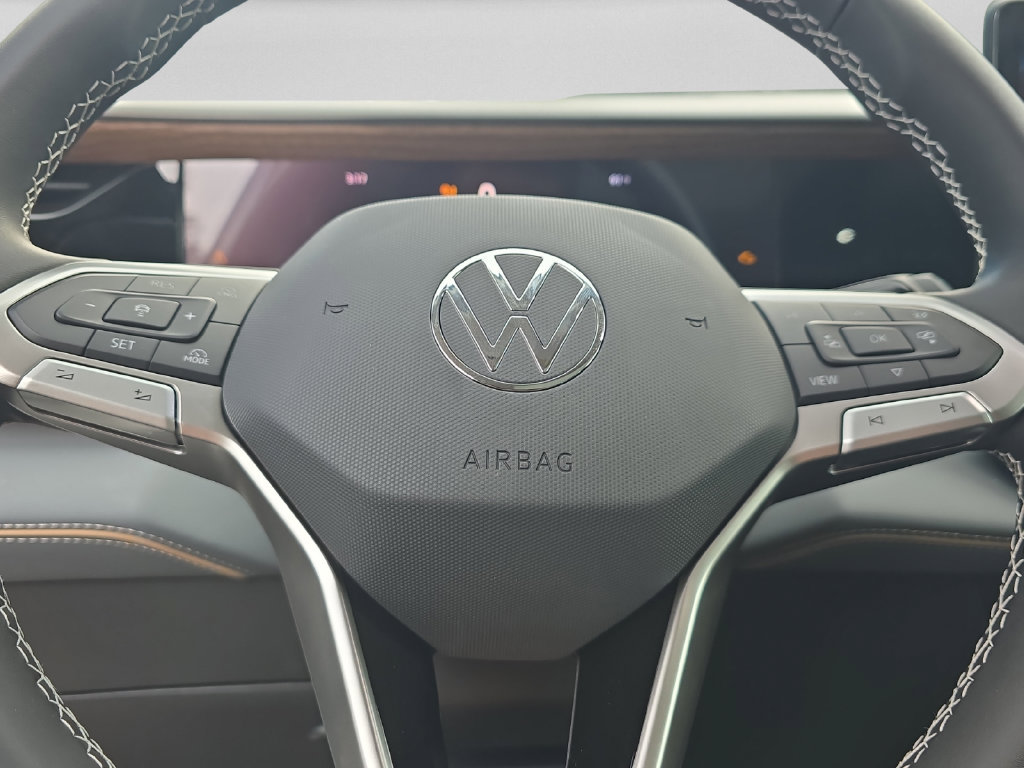 New 2027 Volkswagen Atlas SE FWD image 10