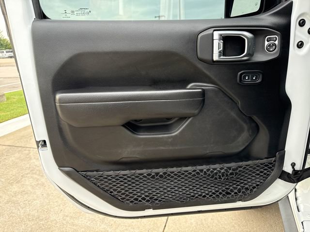 Used 2023 Jeep Gladiator Sport image 10