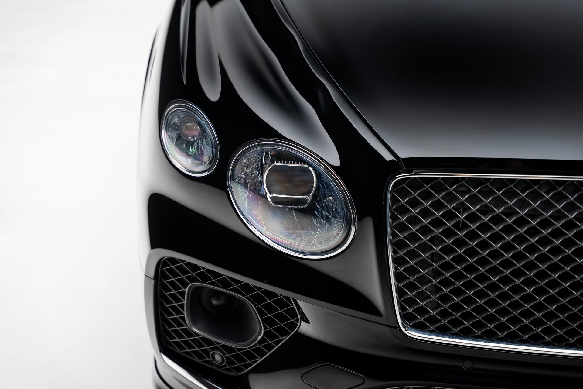 Used 2022 Bentley Bentayga Speed AWD/4WD image 12