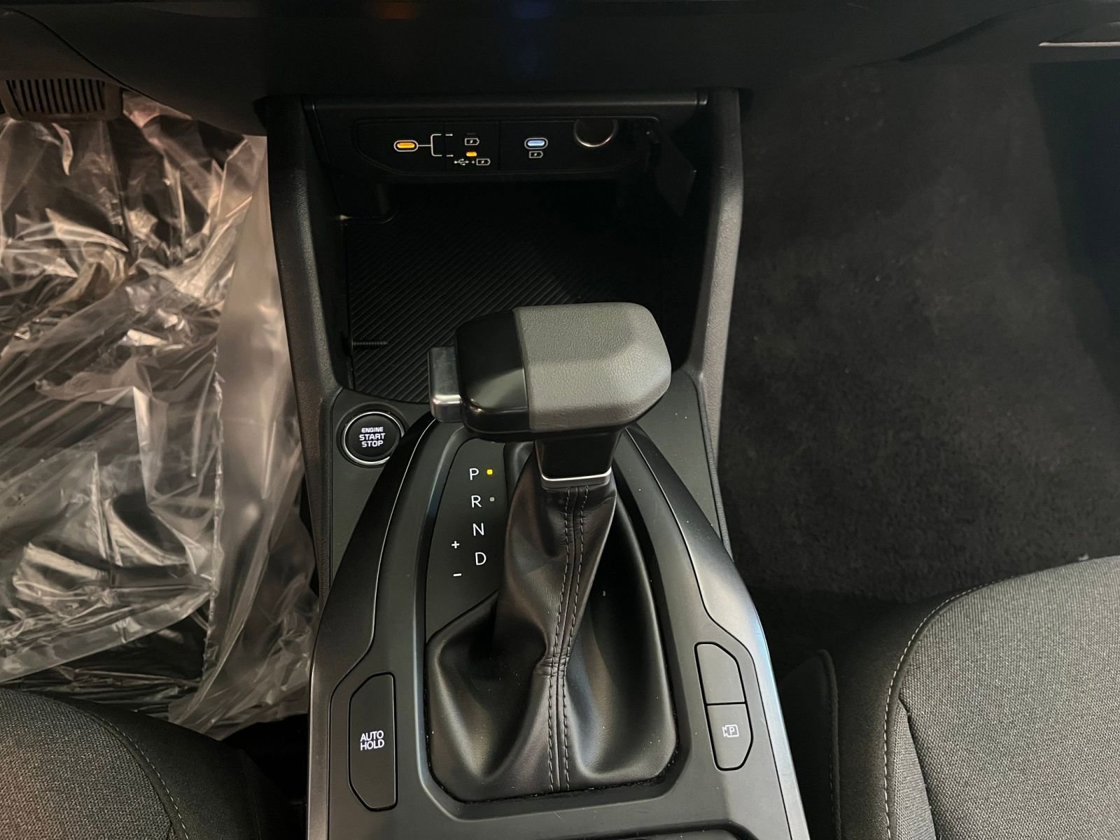 Used 2025 Kia K4 LXS image 40