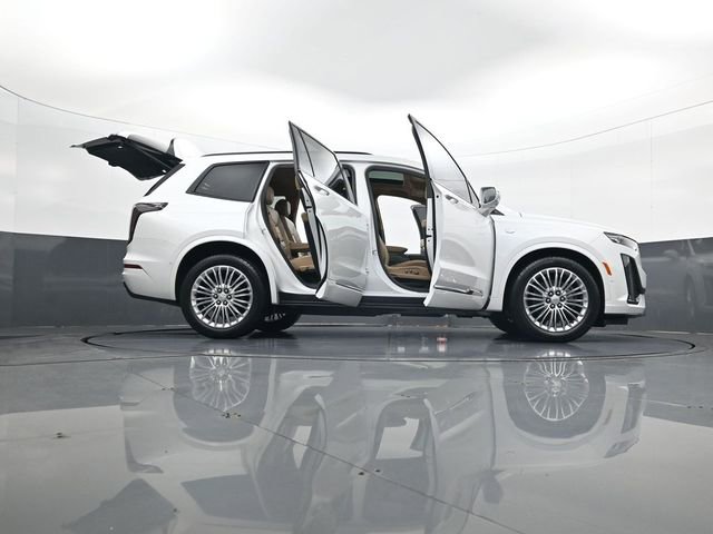 Used 2020 Cadillac XT6 Sport w/ Platinum Package image 34