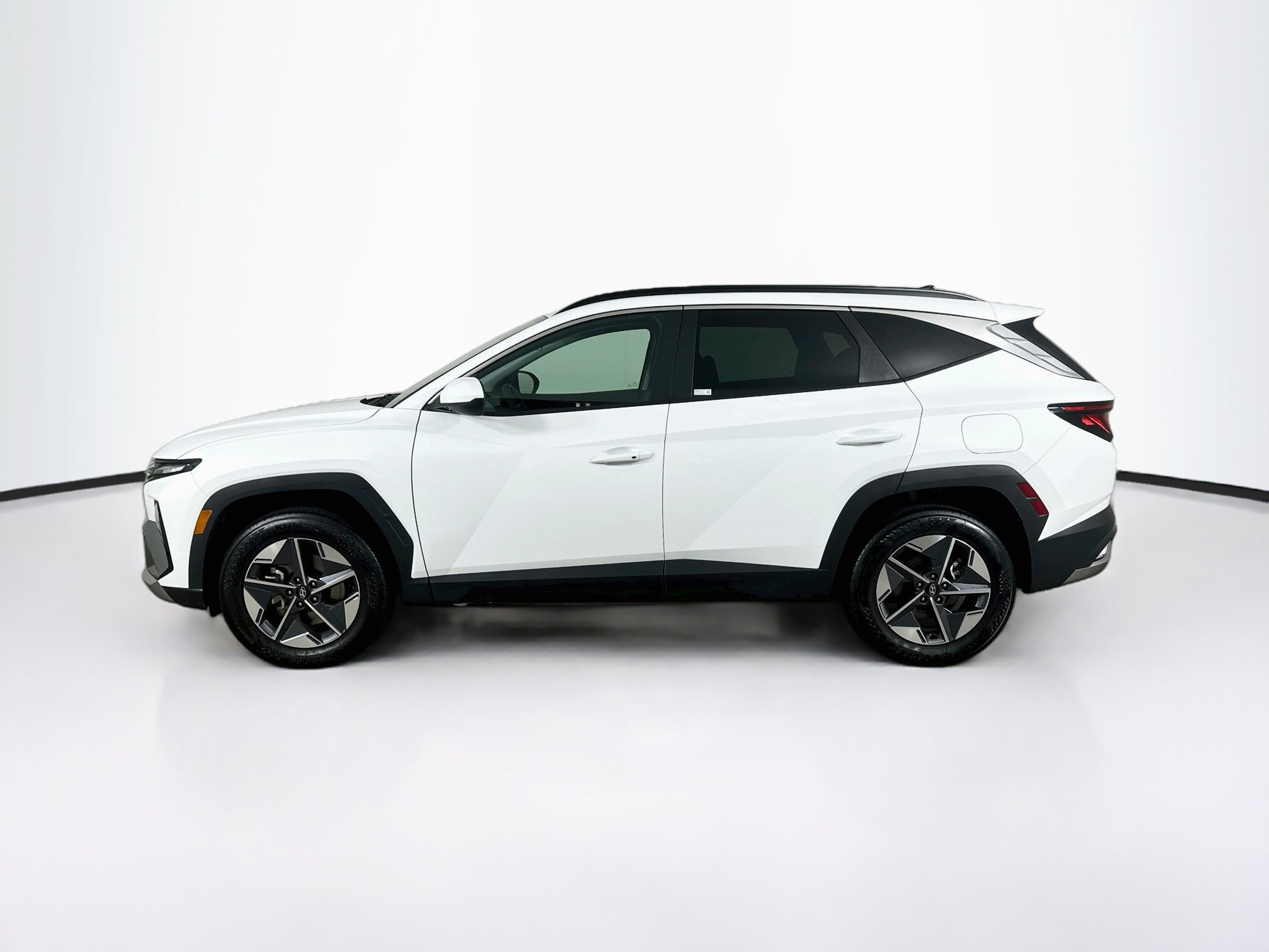 Used 2026 Hyundai Tucson SEL Plus AWD/4WD image 4