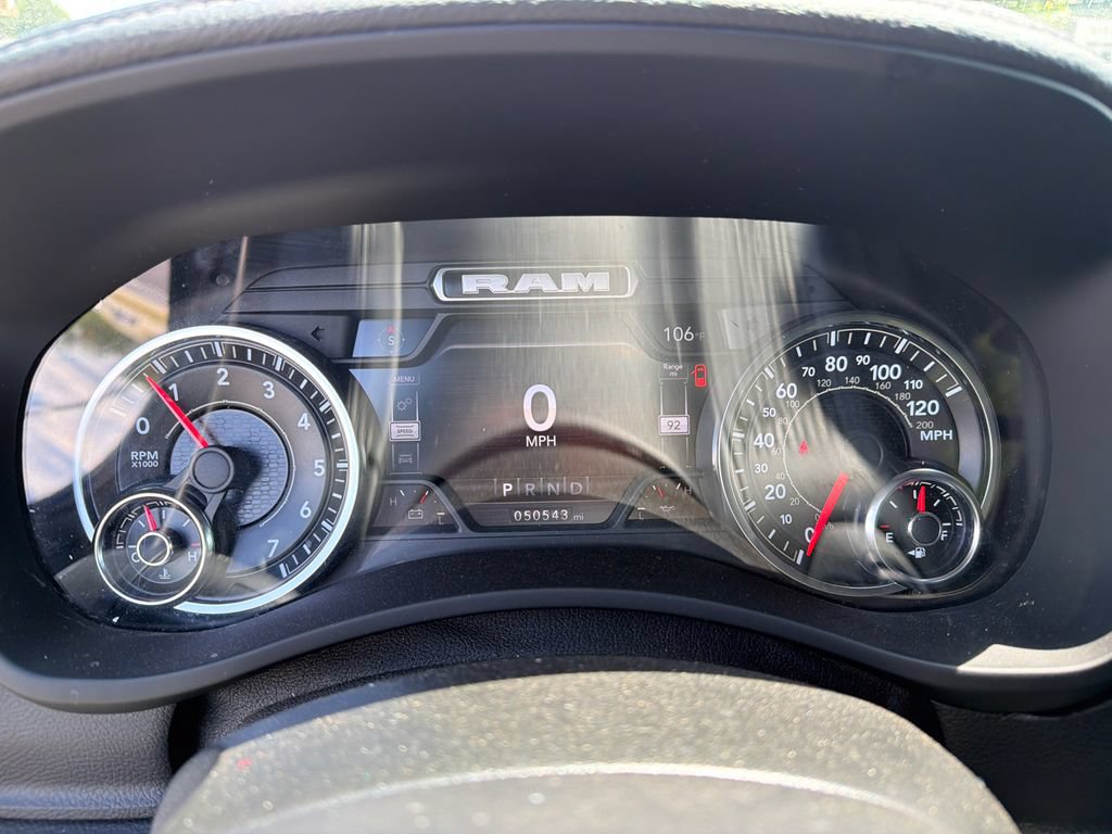 Used 2022 RAM 2500 Laramie AWD/4WD image 25