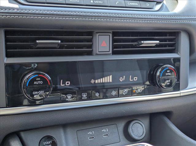 Used 2024 Nissan Rogue SV FWD image 16
