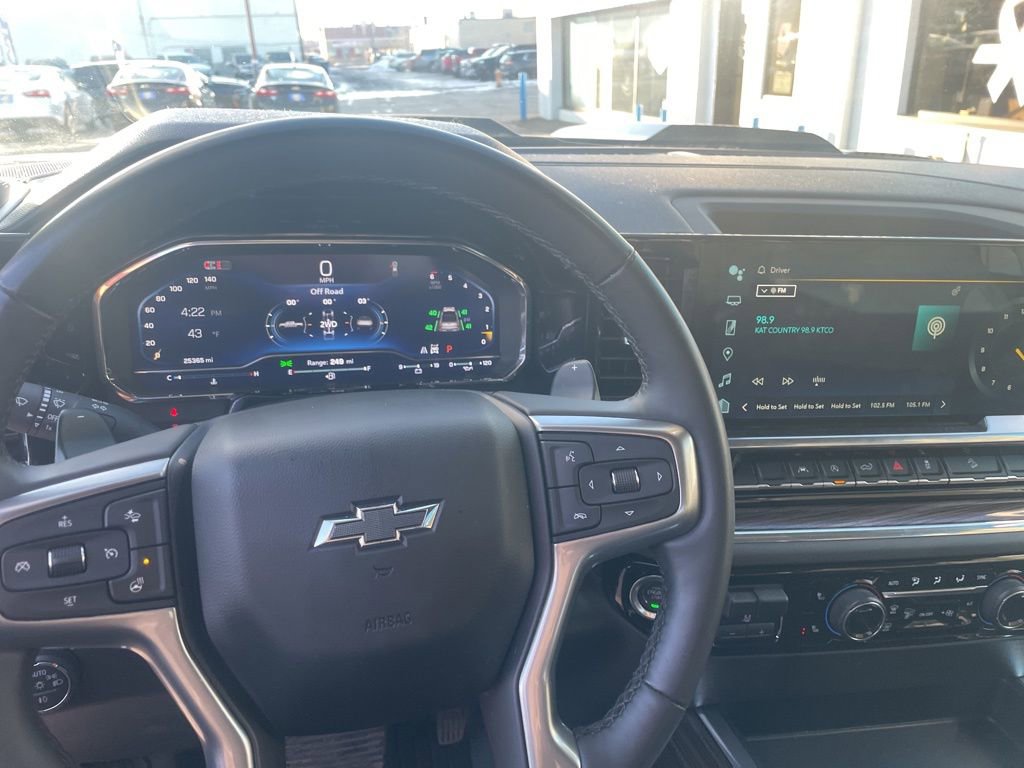 Used 2024 Chevrolet Silverado 1500 LT Trail Boss w/ Convenience Package II image 15