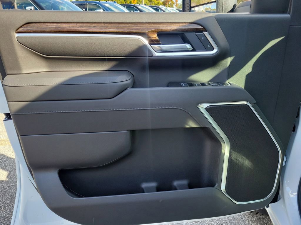 New 2026 GMC Sierra 2500 SLE image 19