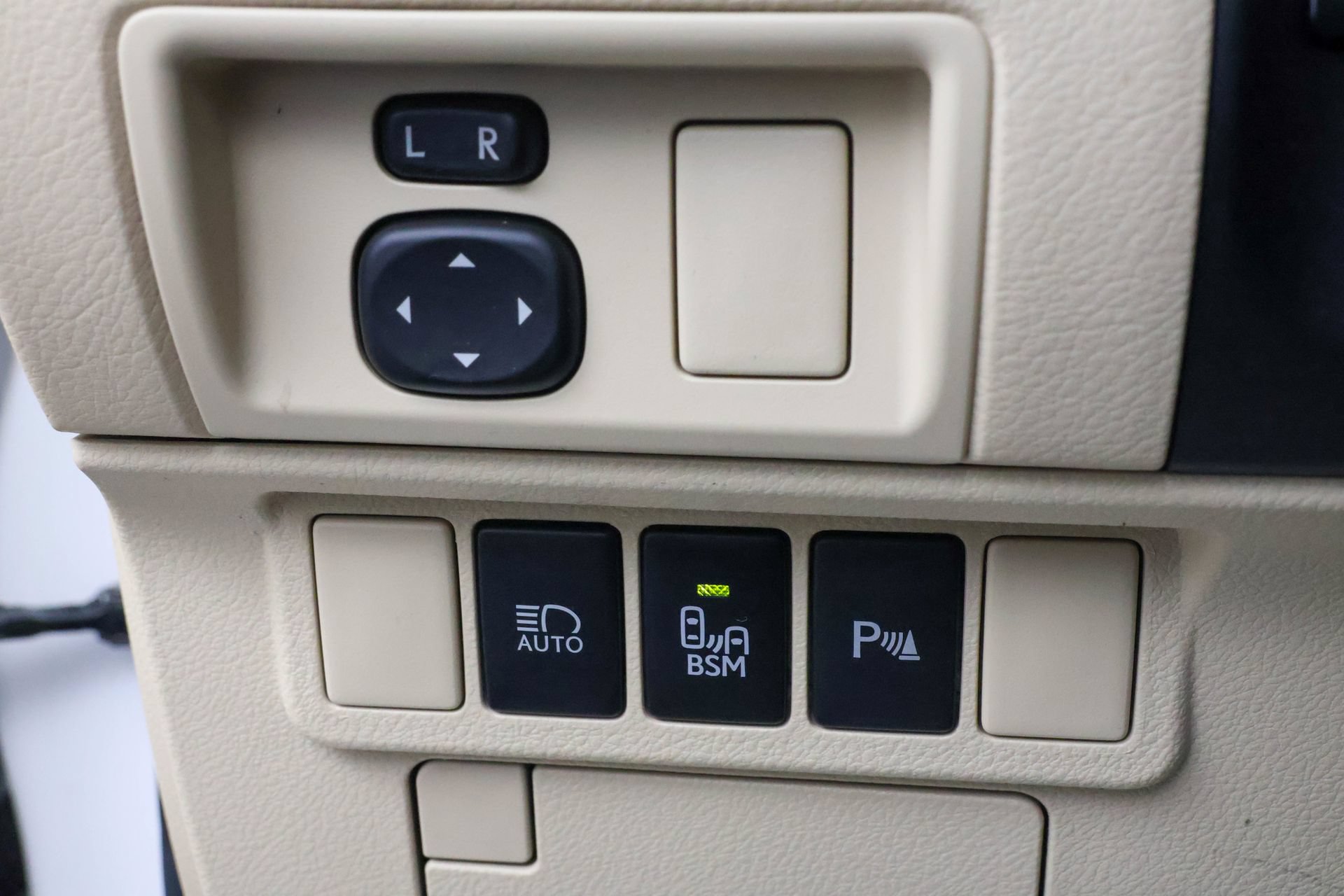 Used 2013 Lexus ES 350 FWD image 45