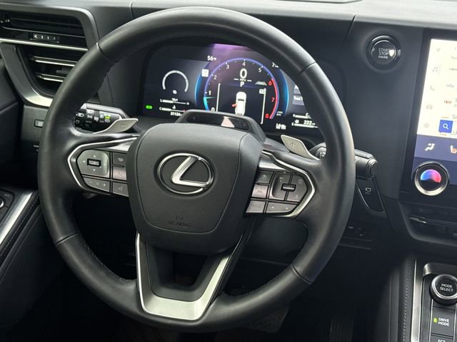 Used 2025 Lexus GX 550 w/ Accessory Package (2T) AWD/4WD image 13
