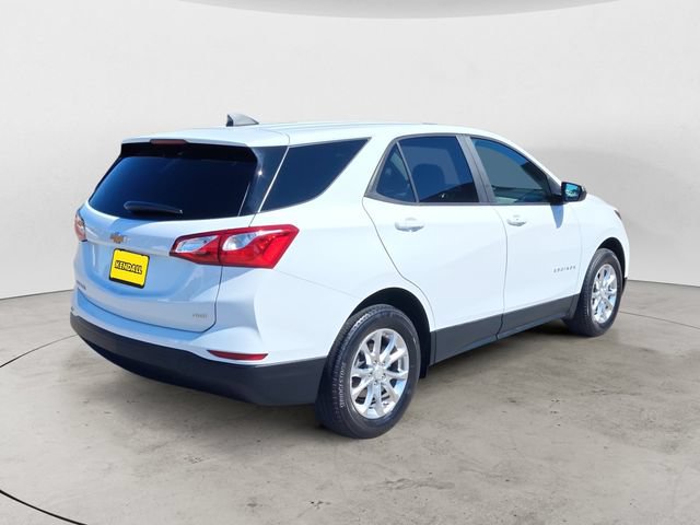 Used 2021 Chevrolet Equinox LS w/ LS Convenience Package AWD/4WD image 5