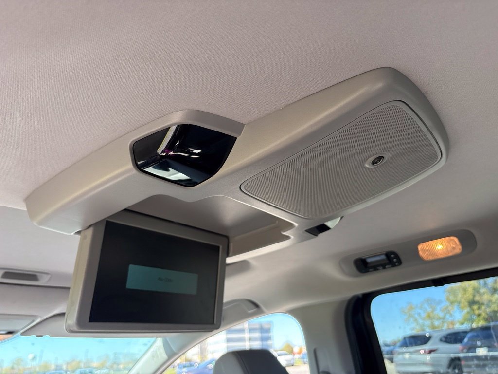 Used 2023 Honda Odyssey Touring image 5