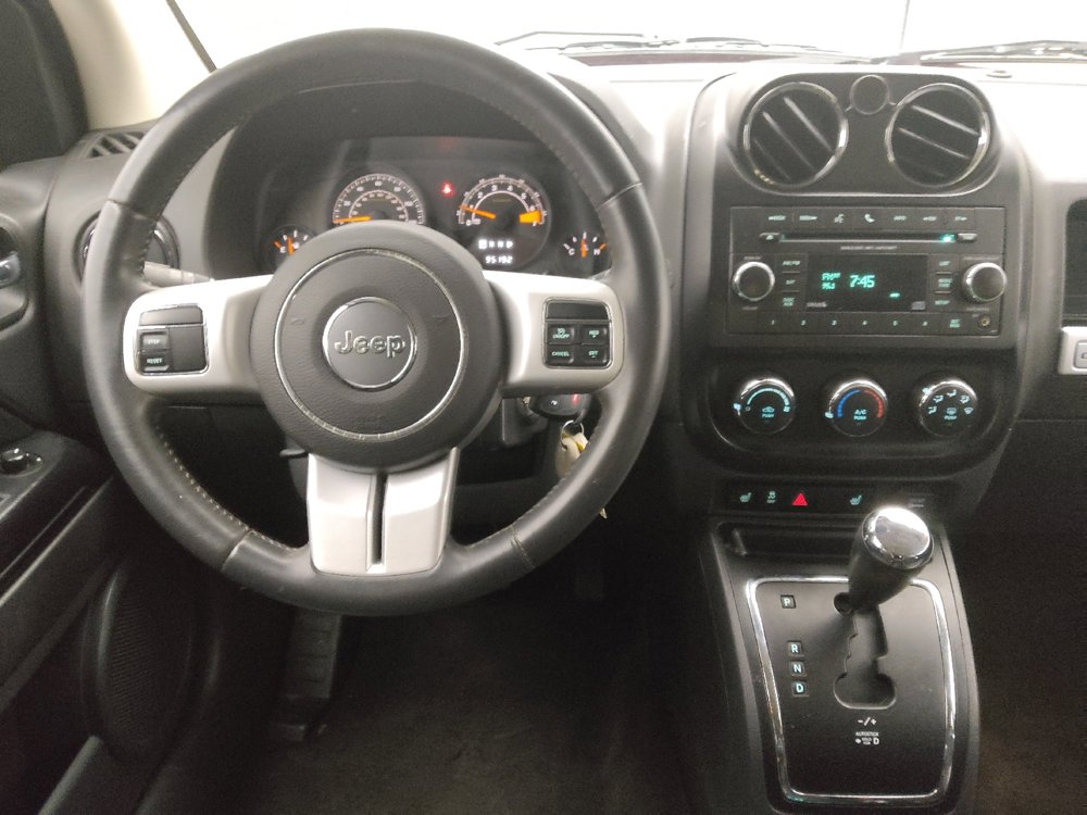 Used 2016 Jeep Compass Sport w/ Power Value Group image 22