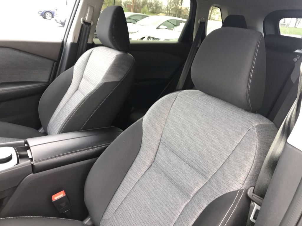 Used 2023 Nissan Rogue SV image 11