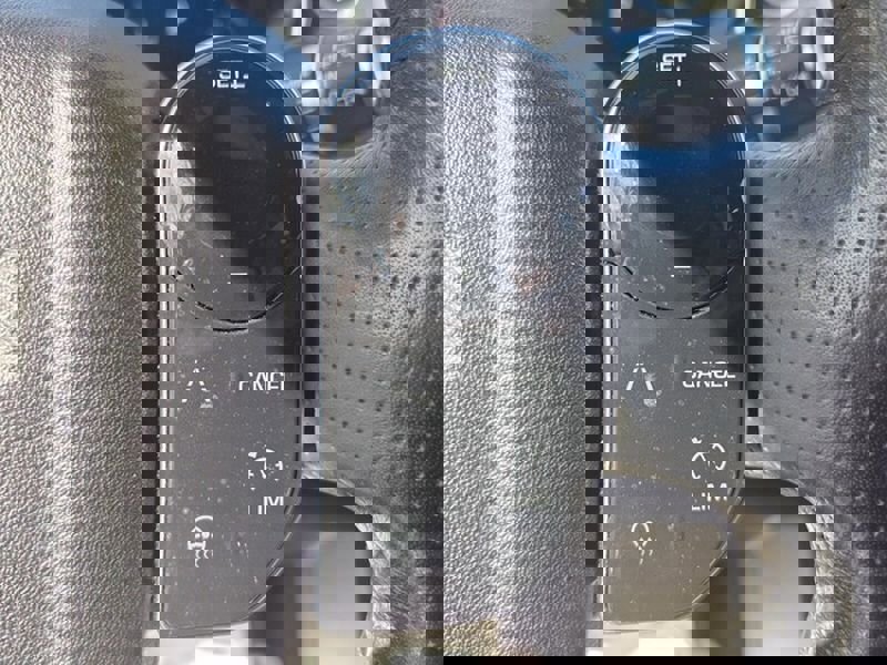 Used 2018 Land Rover Range Rover Sport HSE image 23