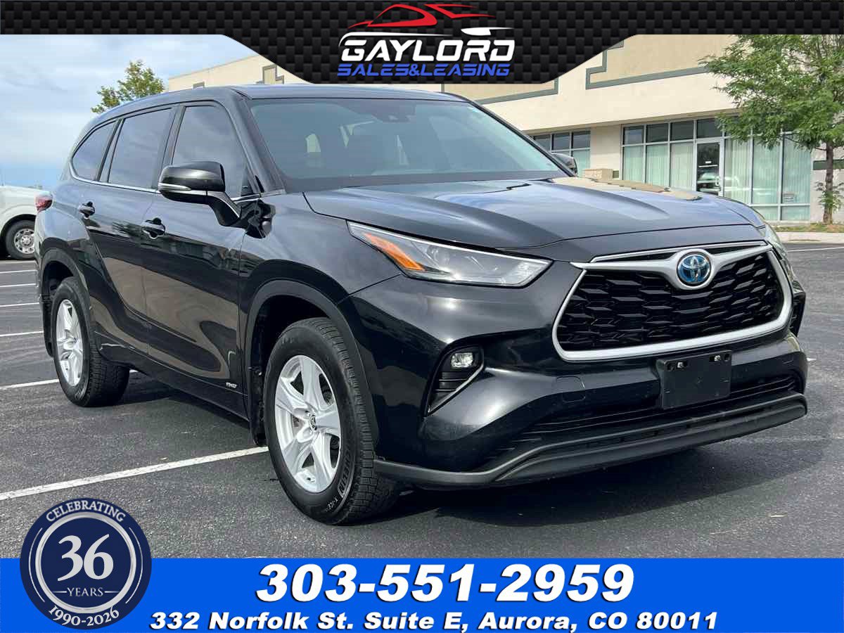 Used 2023 Toyota Highlander LE